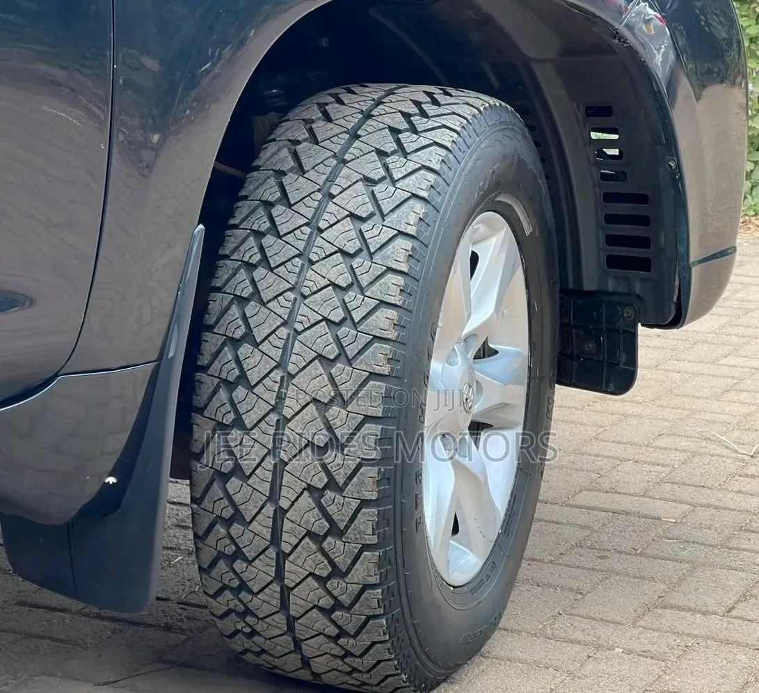 Toyota Land Cruiser Prado 2010 Burgundy