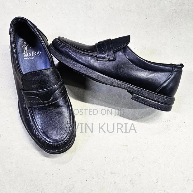 Walks Size 7/41/41.5