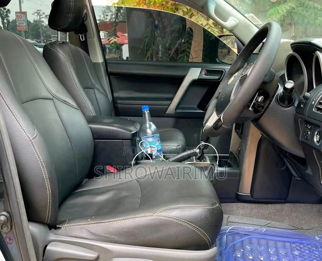 Toyota Land Cruiser Prado 2010 Burgundy