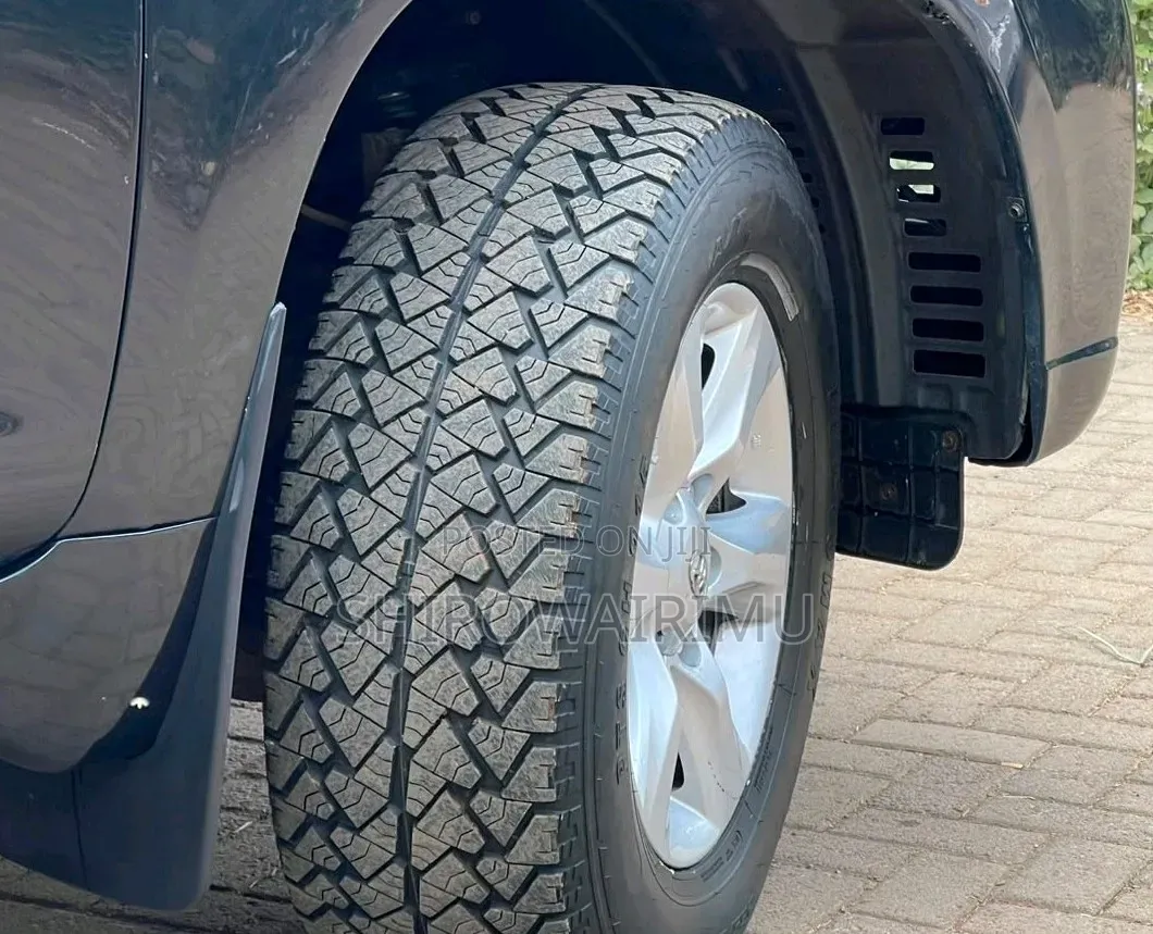 Toyota Land Cruiser Prado 2010 Burgundy