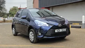 Toyota Vitz 2018 Blue