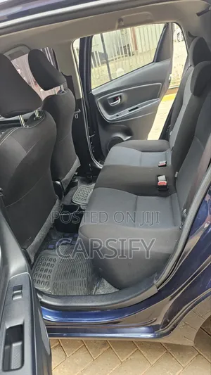 Toyota Vitz 2018 Blue