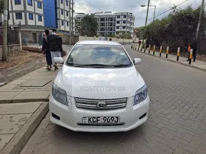 Toyota Axio 2009 White