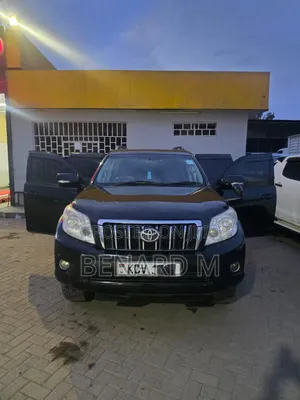 Toyota Land Cruiser 2013 Black