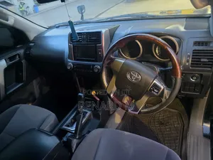 Toyota Land Cruiser 2013 Black