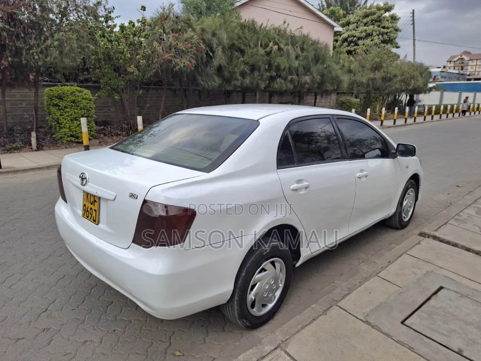Toyota Axio 2009 White