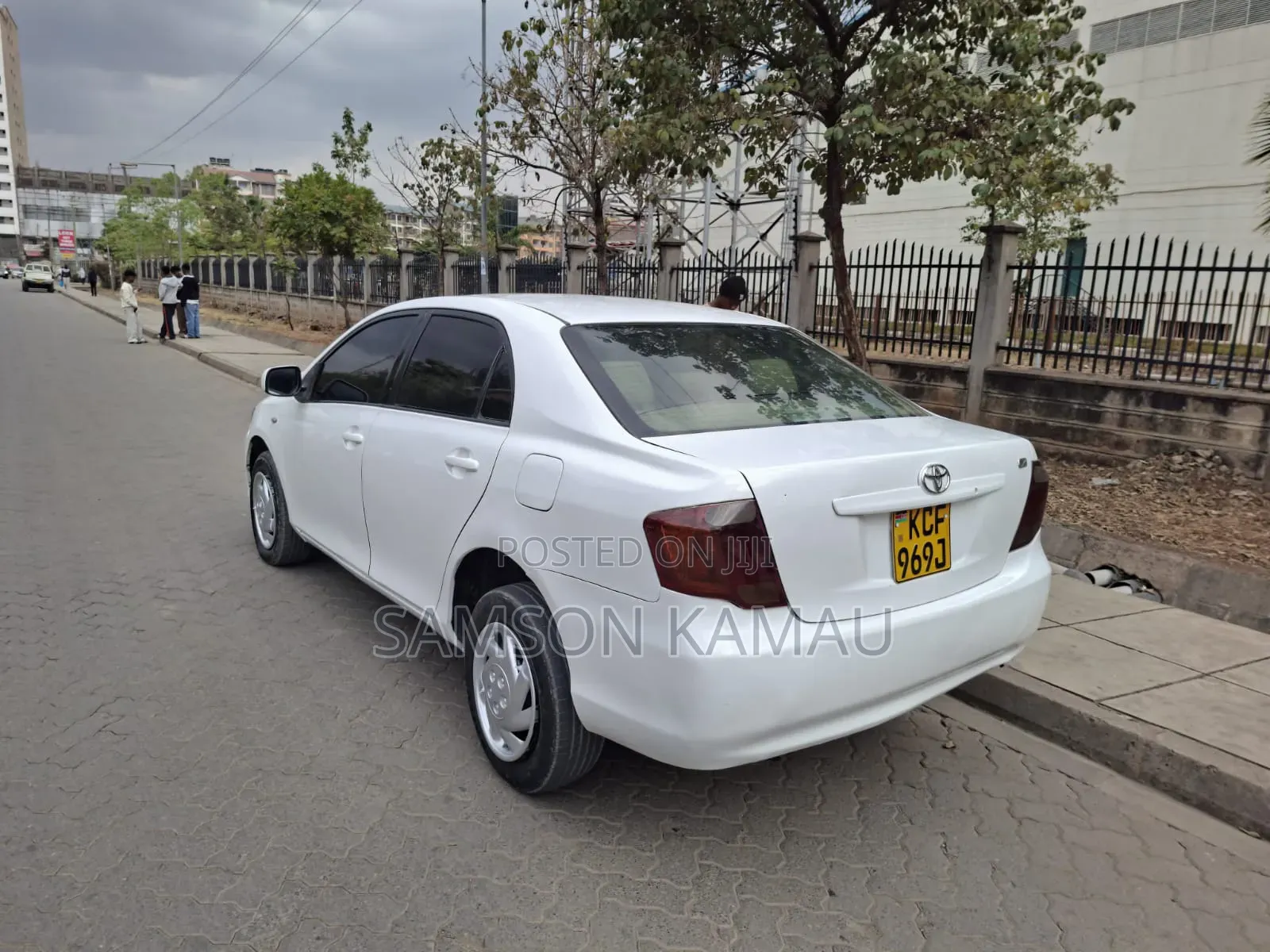 Toyota Axio 2009 White