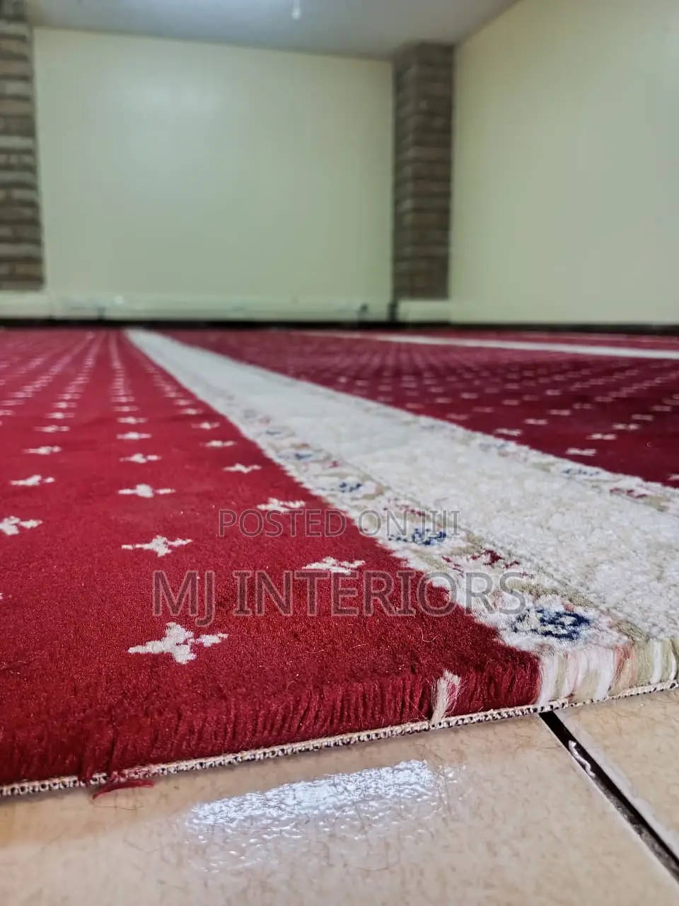 Red Wall to Wall Carpet Thick Soft Comfortable Luxury Flooring