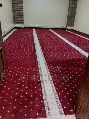 Red Wall to Wall Carpet Thick Soft Comfortable Luxury Flooring