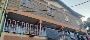3bdrm Block of Flats in Hunters Estate for sale