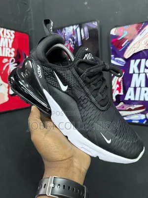 Black and White Nike Airmax 270 Sneakers