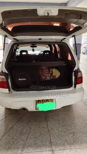 Subaru Forester 2005 White