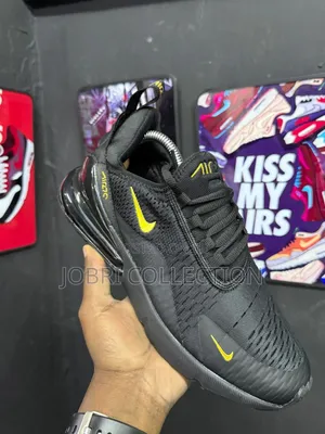 Black Nike Airmax 270 Sneakers