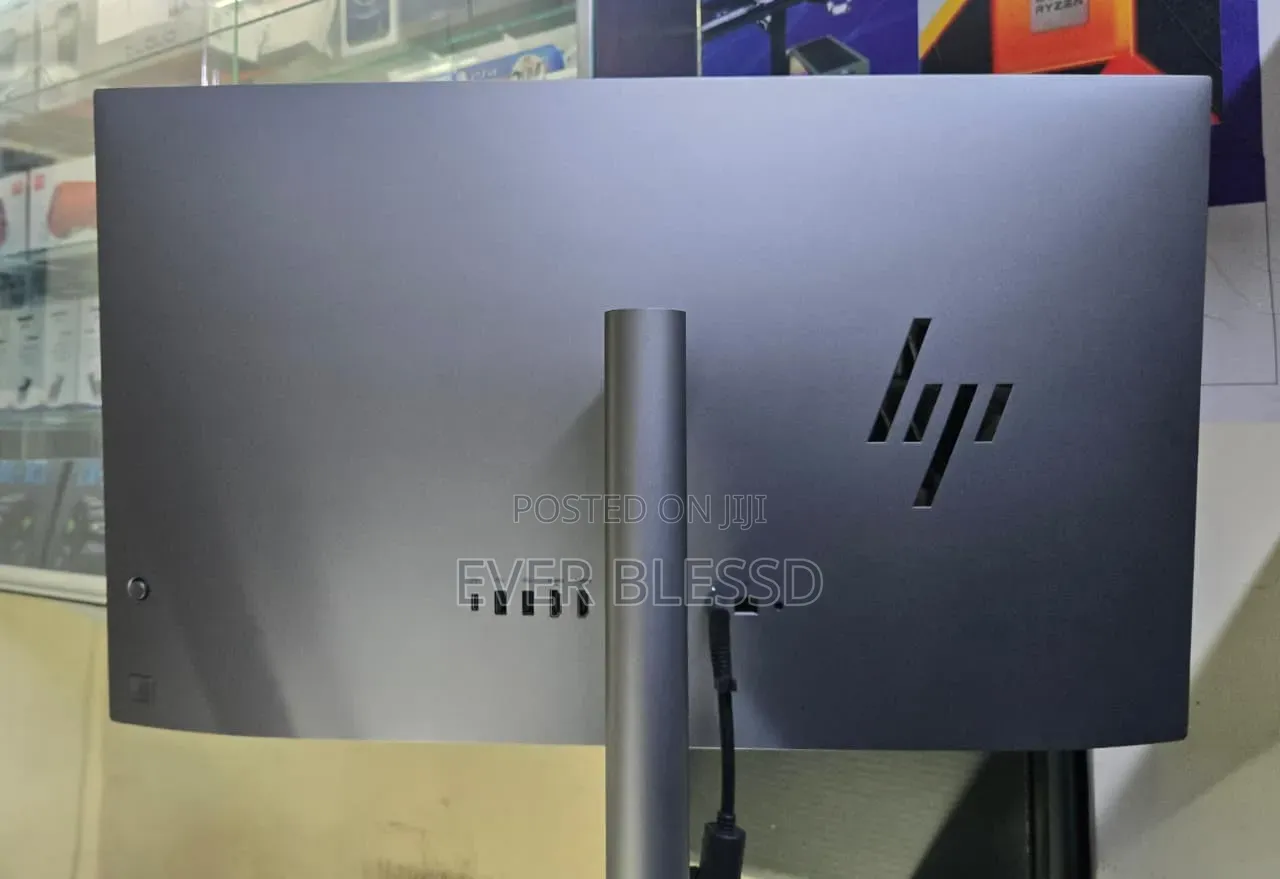 Desktop Computer HP AiO 27 16GB Intel Core Ultra 7 SSD 1T