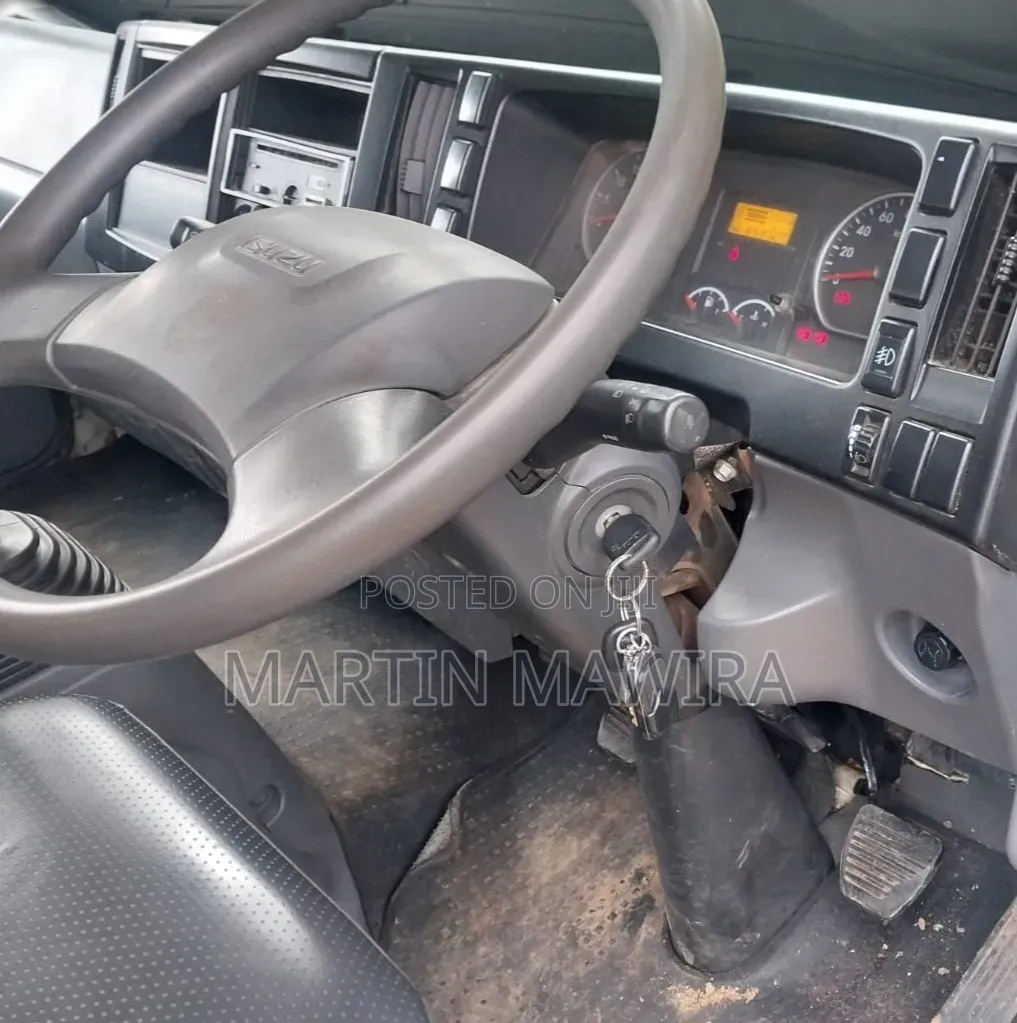 Isuzu FRR Blue Power