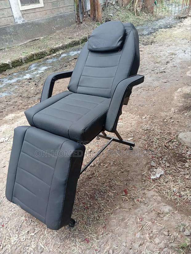 Tattoo/Massage Bed