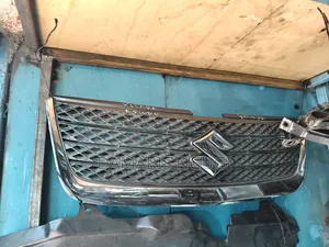 Suzuki Escudo Grill 2005-2008