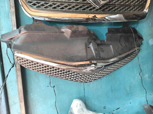 Ractis Grill 2005-2009 Model Old