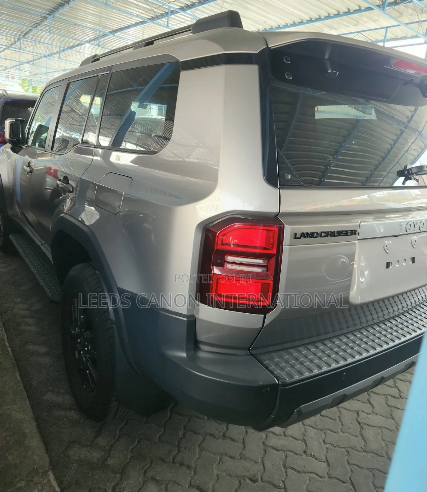 Toyota Land Cruiser Prado 2023 Gray