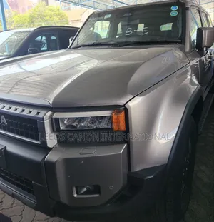 Toyota Land Cruiser Prado 2023 Gray