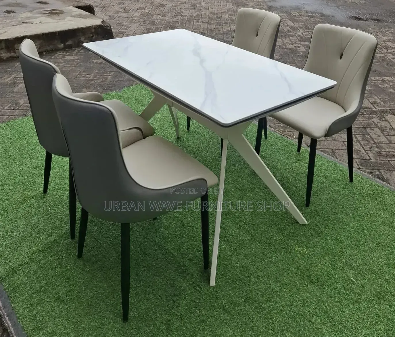 4 Seater Dining Room Table Set