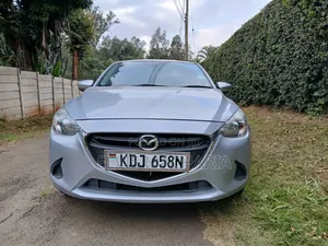 Mazda Demio 2017 Silver