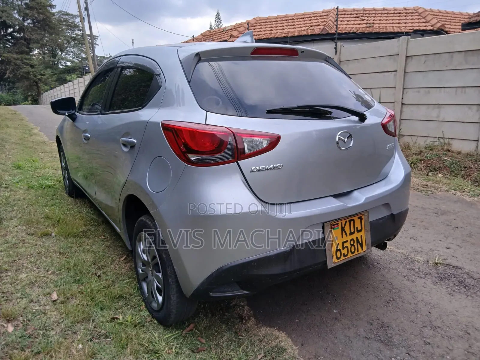 Mazda Demio 2017 Silver