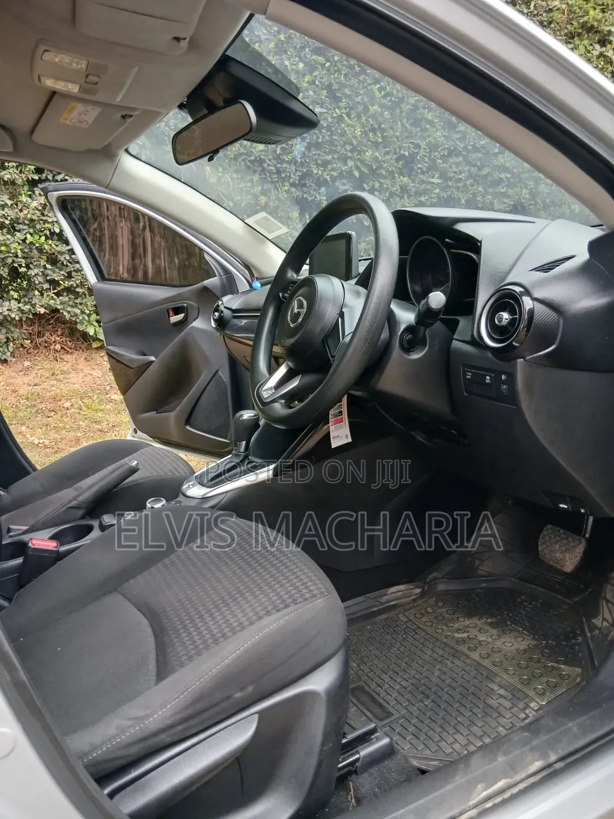 Mazda Demio 2017 Silver
