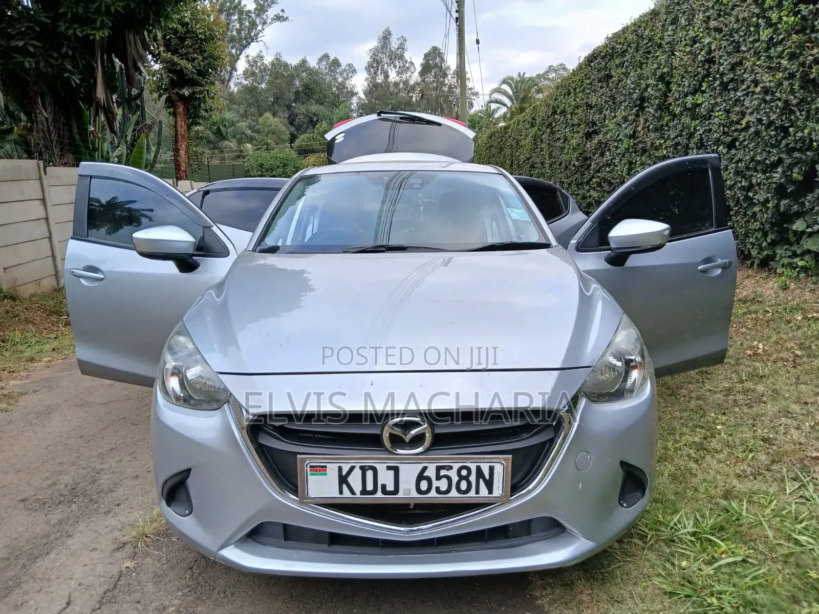 Mazda Demio 2017 Silver