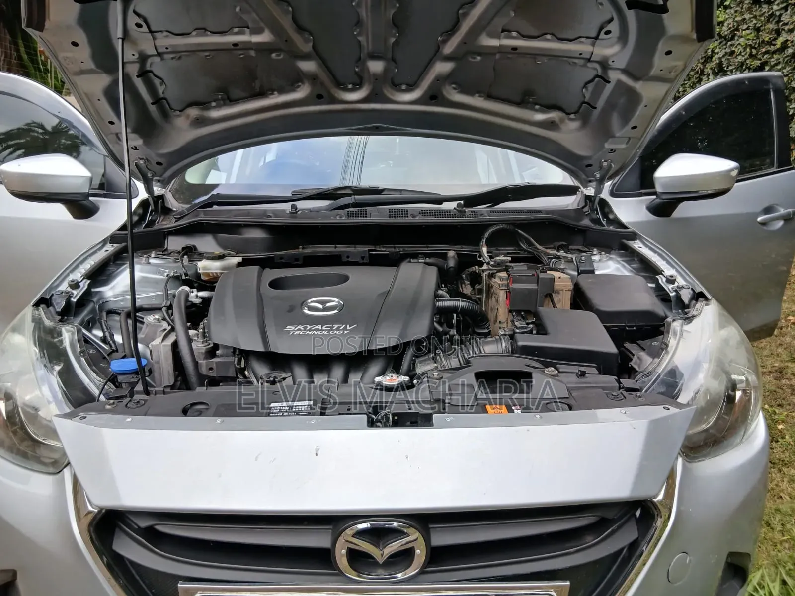 Mazda Demio 2017 Silver