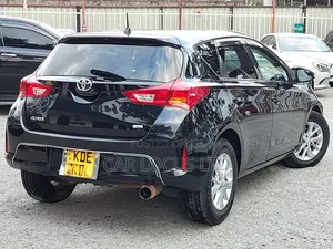 Toyota Auris 2014 Black