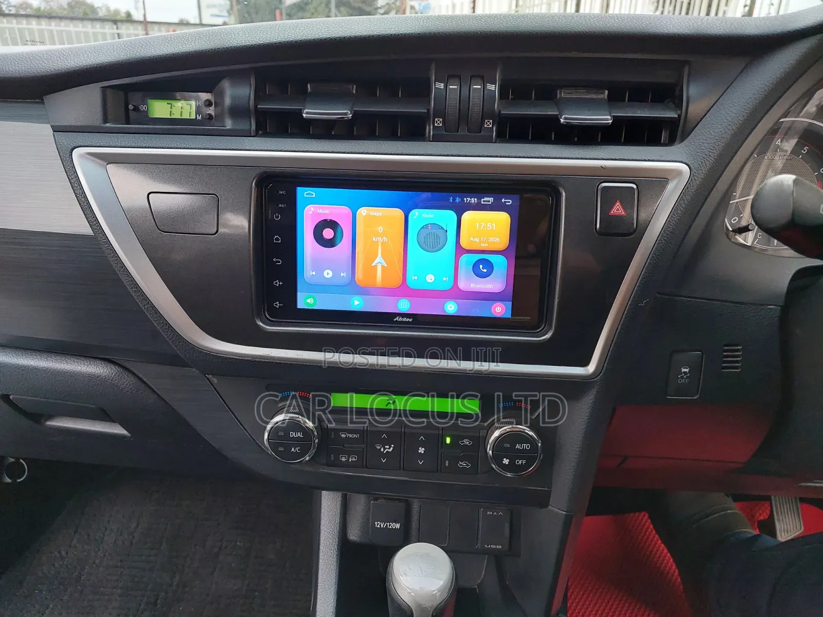 Toyota Auris 2014 Black