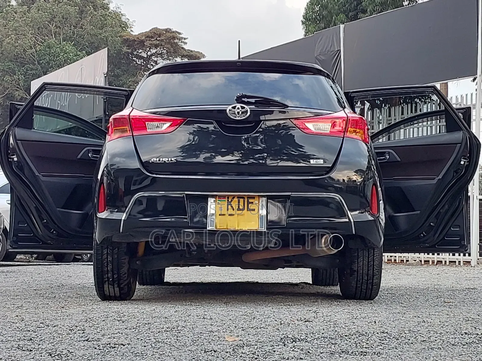 Toyota Auris 2014 Black