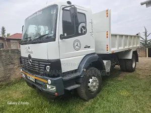 Mercedes Benz Axor