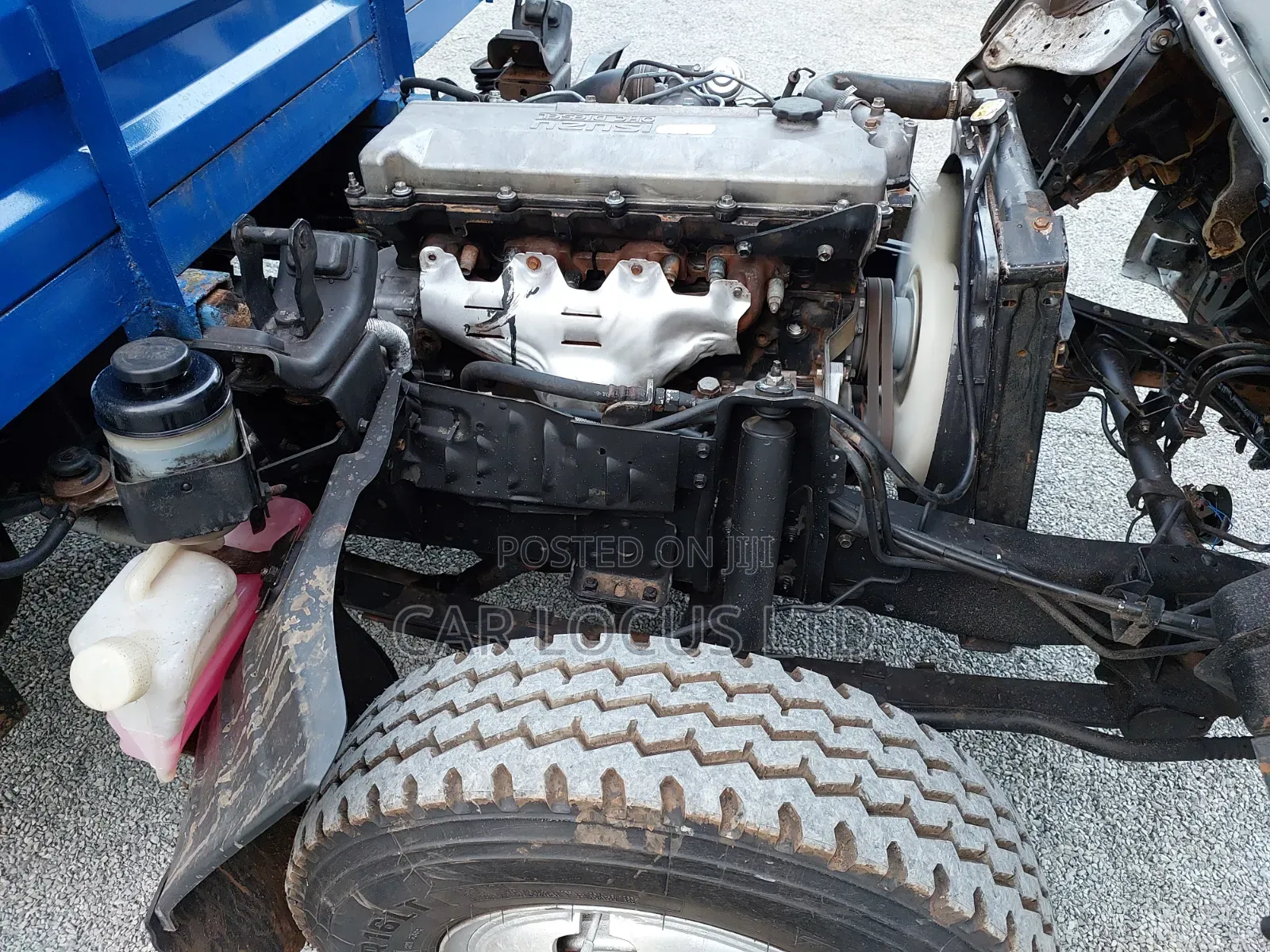 Isuzu NKR Truck