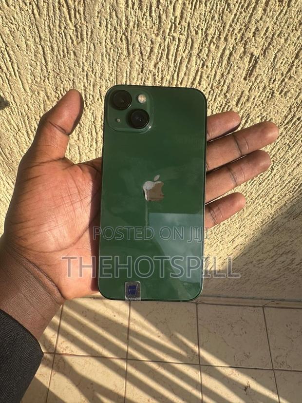 Apple iPhone 13 128 GB Green