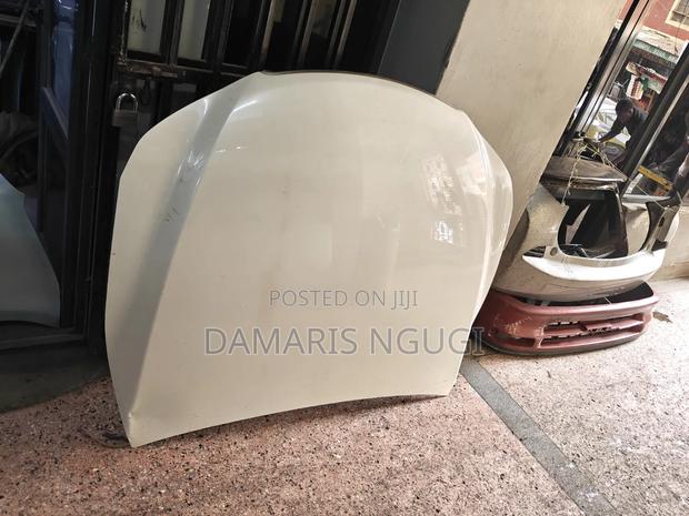 Mark X 2010/2011 Bonnet White