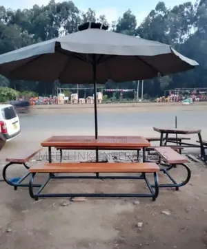 Customized Wooden Metallic Institution Benches