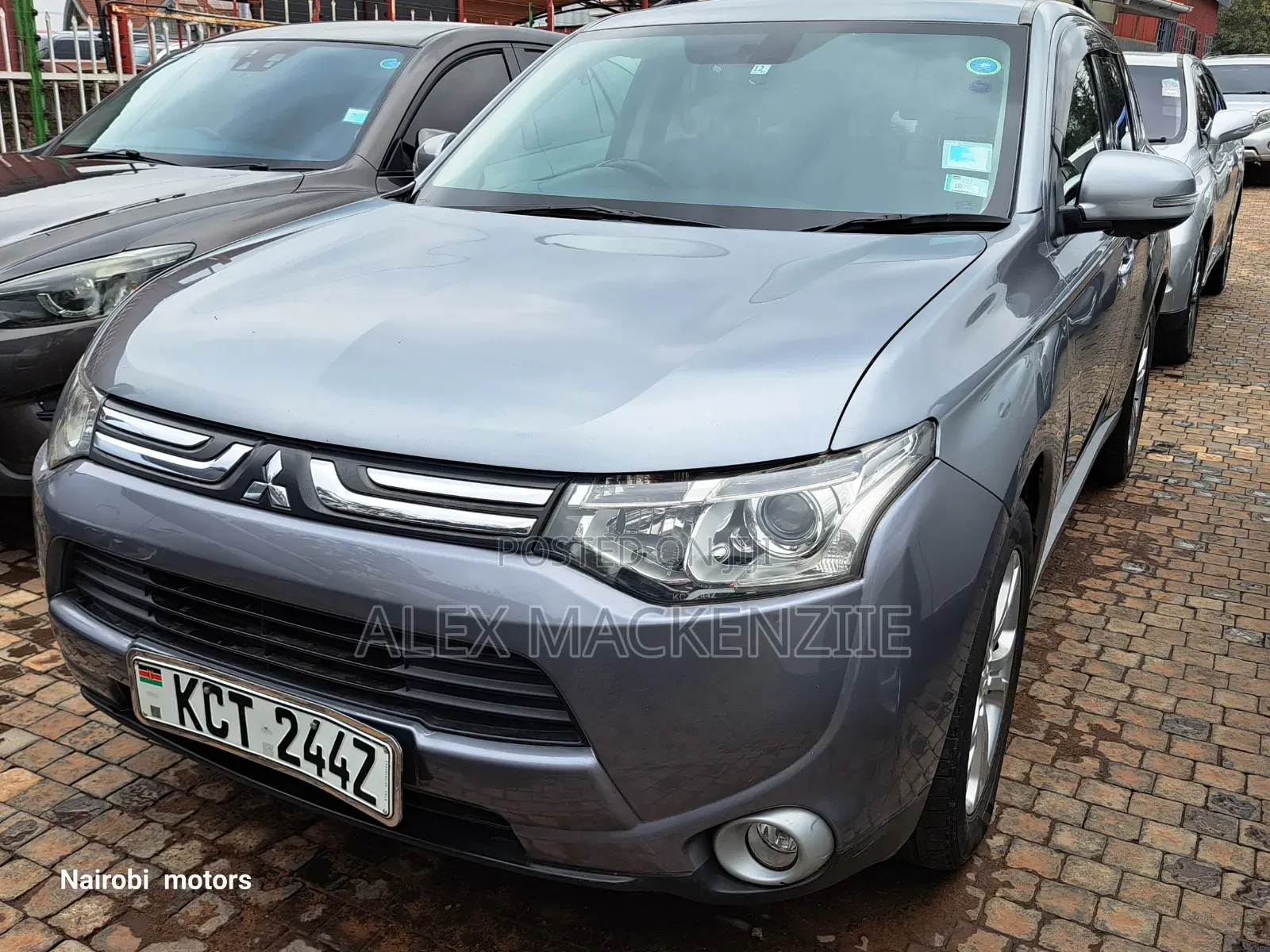 Mitsubishi Outlander 2012 Silver