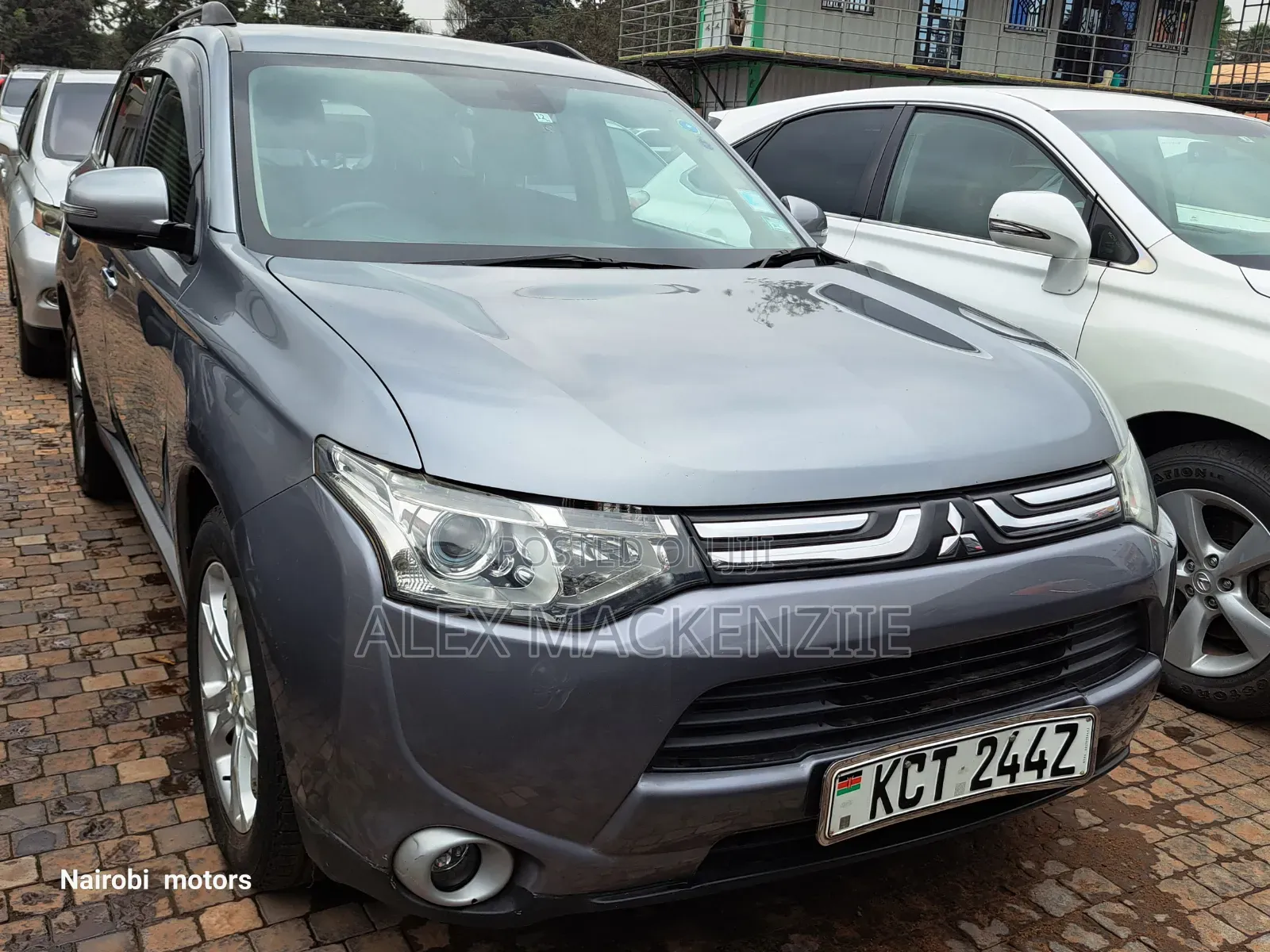 Mitsubishi Outlander 2012 Silver