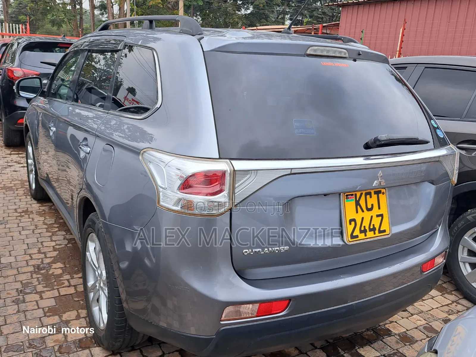 Mitsubishi Outlander 2012 Silver