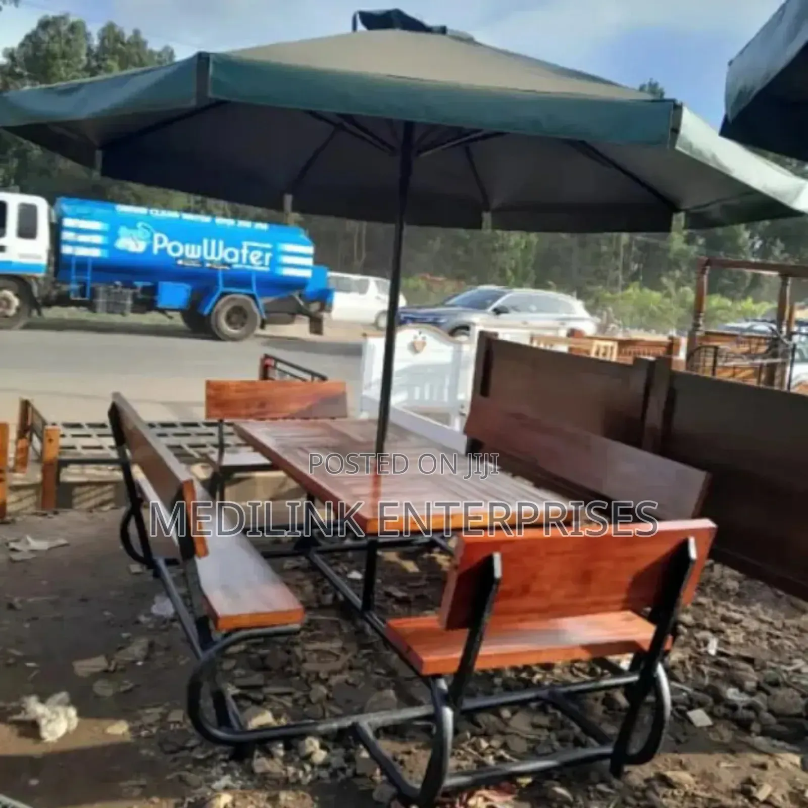 Customized Wooden Metallic Institution Benches