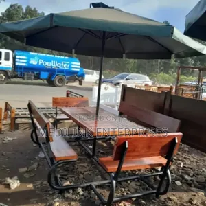 Customized Wooden Metallic Institution Benches