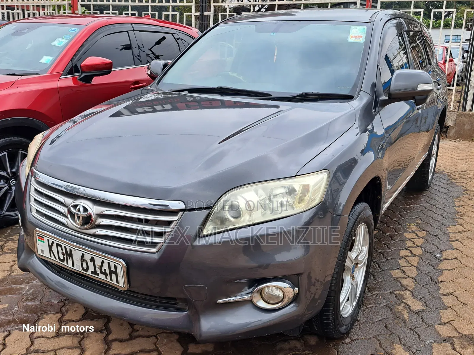 Toyota Vanguard 2010 Gray