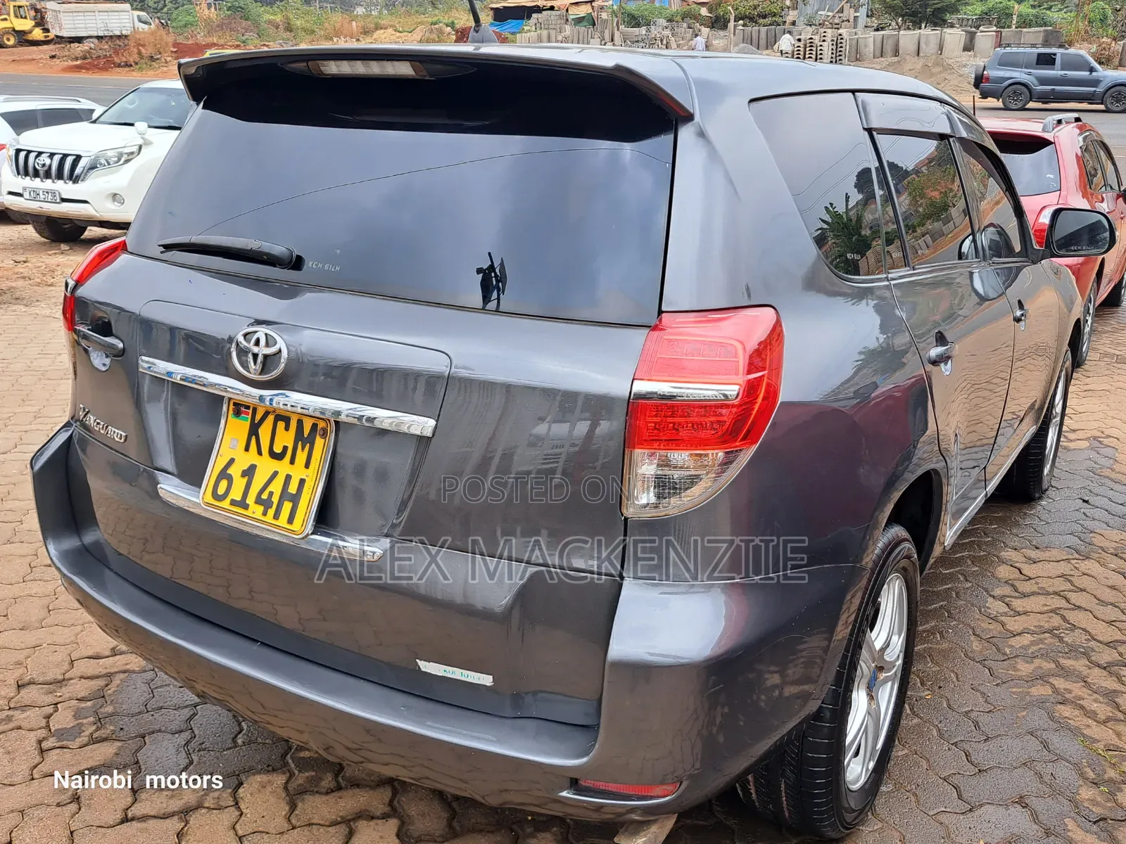 Toyota Vanguard 2010 Gray
