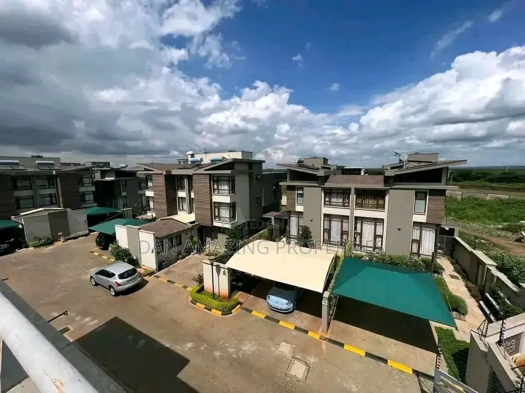 4bdrm Townhouse / Terrace in Langata Plus Dsq, Phenom Estate for rent