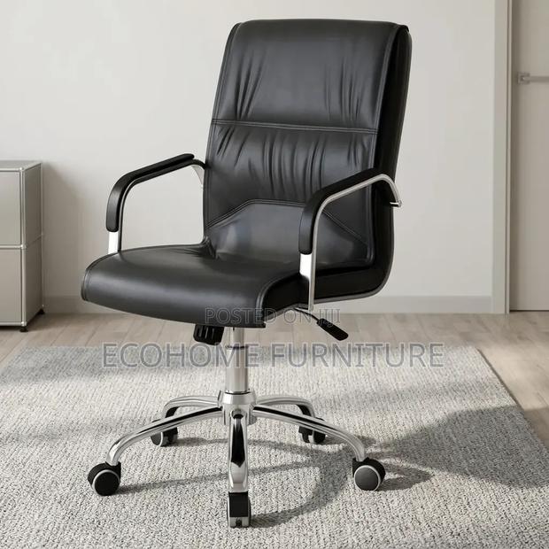 Office Chair – Black Leather High Back Executive Chair