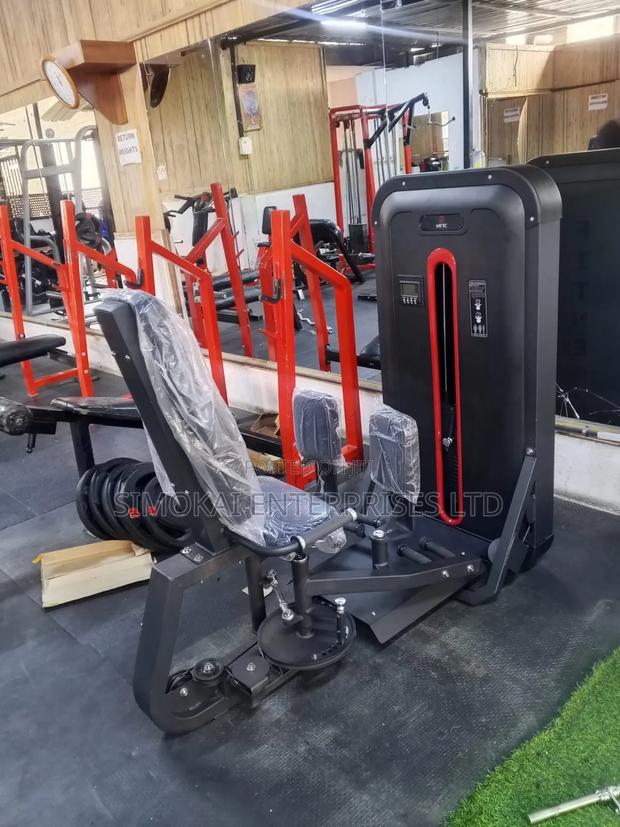 Prone Leg Curl Extension
With 100kg Weight Stack