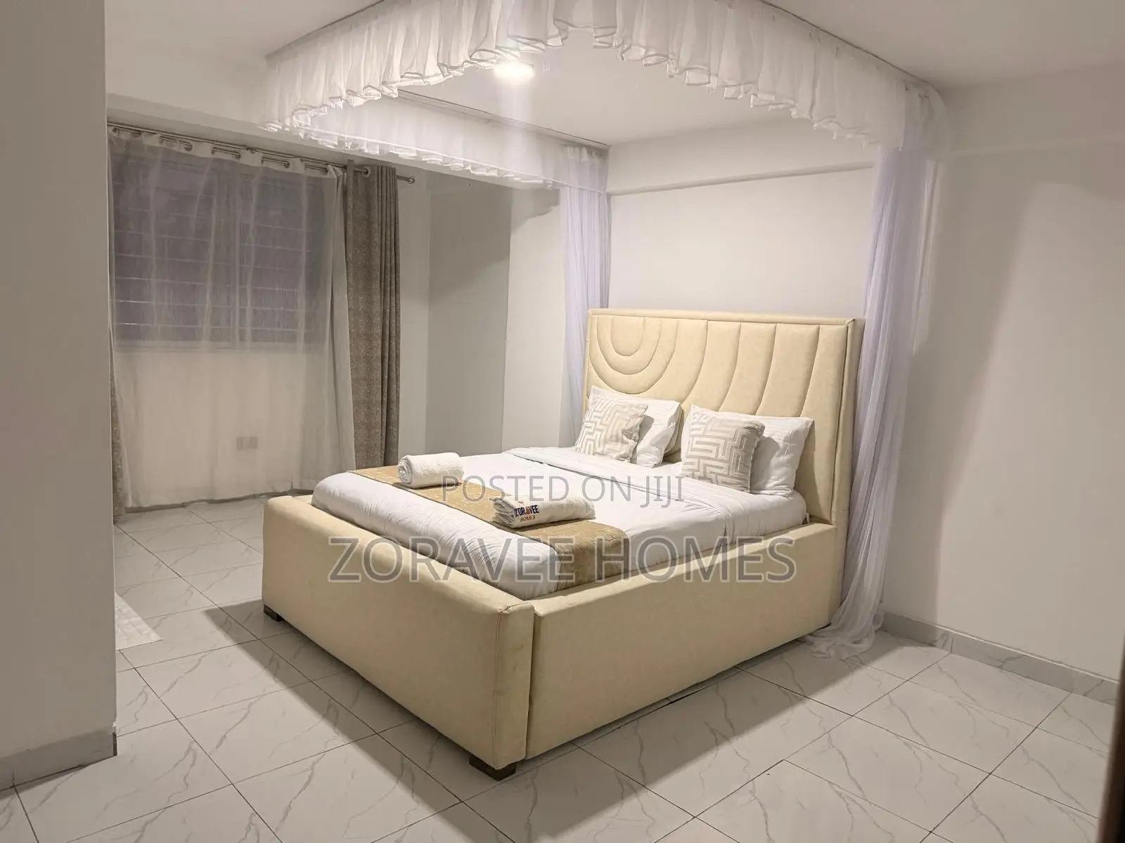 4br All en-Suite With Lake View