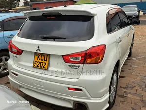 Mitsubishi RVR 2.0 2012 White